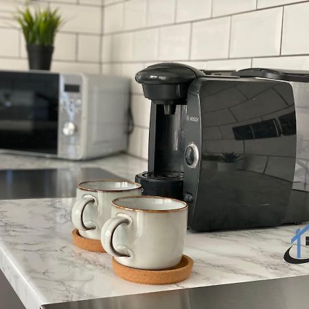 Acaster House, X4 Rooms With En-Suites X1 Room Private Bathroom, Street Parking, Close To Train Station Кетеринг Экстерьер фото